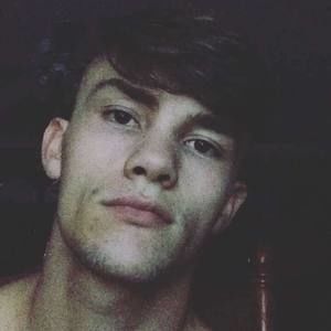 Meet your Posher, Charles